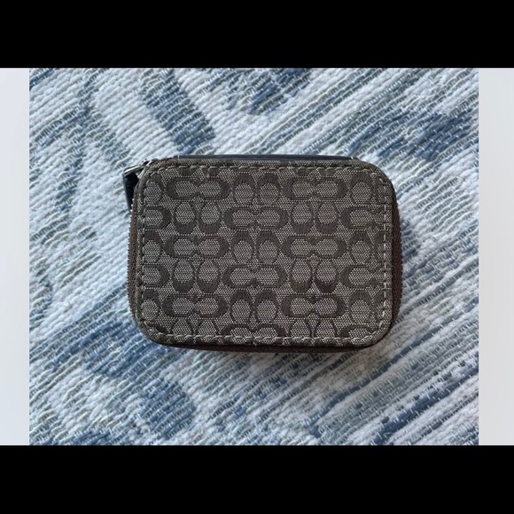 COACH Khaki SignatureCanvas Leather Pill/Jewelry Case